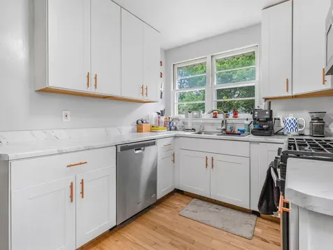 528 Maple Lane Hillside IL 60162