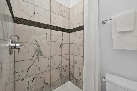 820 West Webster Avenue Chicago IL 60614