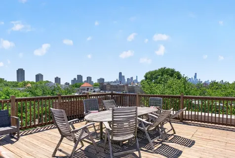 820 West Webster Avenue Chicago IL 60614