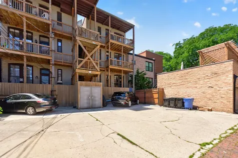 820 West Webster Avenue Chicago IL 60614