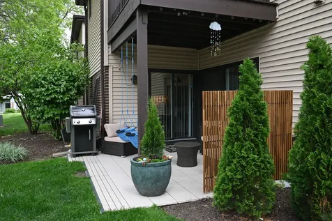 1518 Harbour Court Schaumburg IL 60193