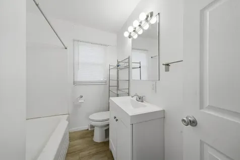 349 Woodland Drive Grayslake IL 60030