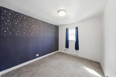 349 Woodland Drive Grayslake IL 60030