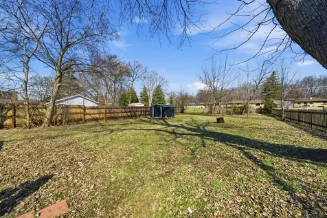349 Woodland Drive Grayslake IL 60030