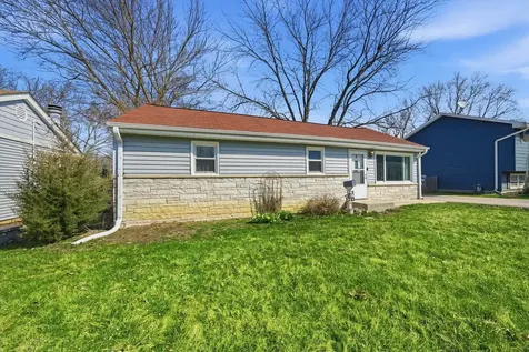 349 Woodland Drive Grayslake IL 60030