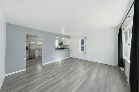 349 Woodland Drive Grayslake IL 60030
