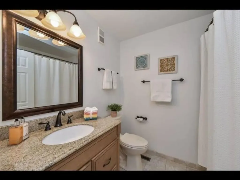 2975 Juniper Court Aurora IL 60502