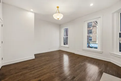 2107 North Clark Street Chicago IL 60614