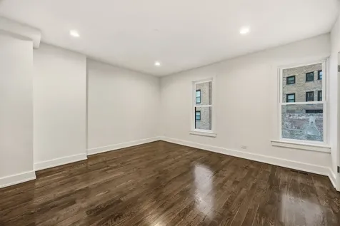 2107 North Clark Street Chicago IL 60614