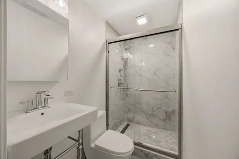 2107 North Clark Street Chicago IL 60614