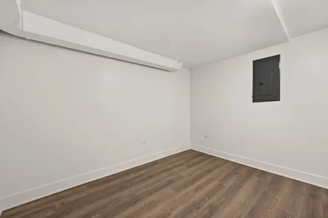 2107 North Clark Street Chicago IL 60614