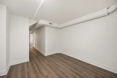 2107 North Clark Street Chicago IL 60614