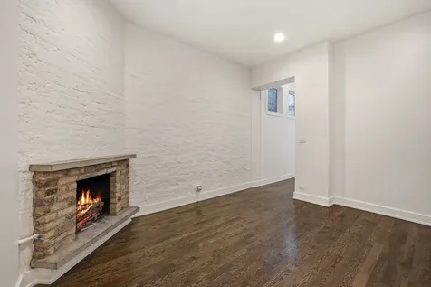 2107 North Clark Street Chicago IL 60614