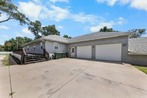 545 East 2nd Street Coal City IL 60416
