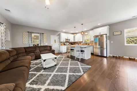 545 East 2nd Street Coal City IL 60416