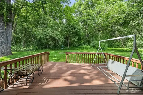 17 White Oak Lane Elgin IL 60123