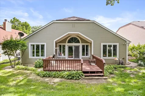 17 White Oak Lane Elgin IL 60123
