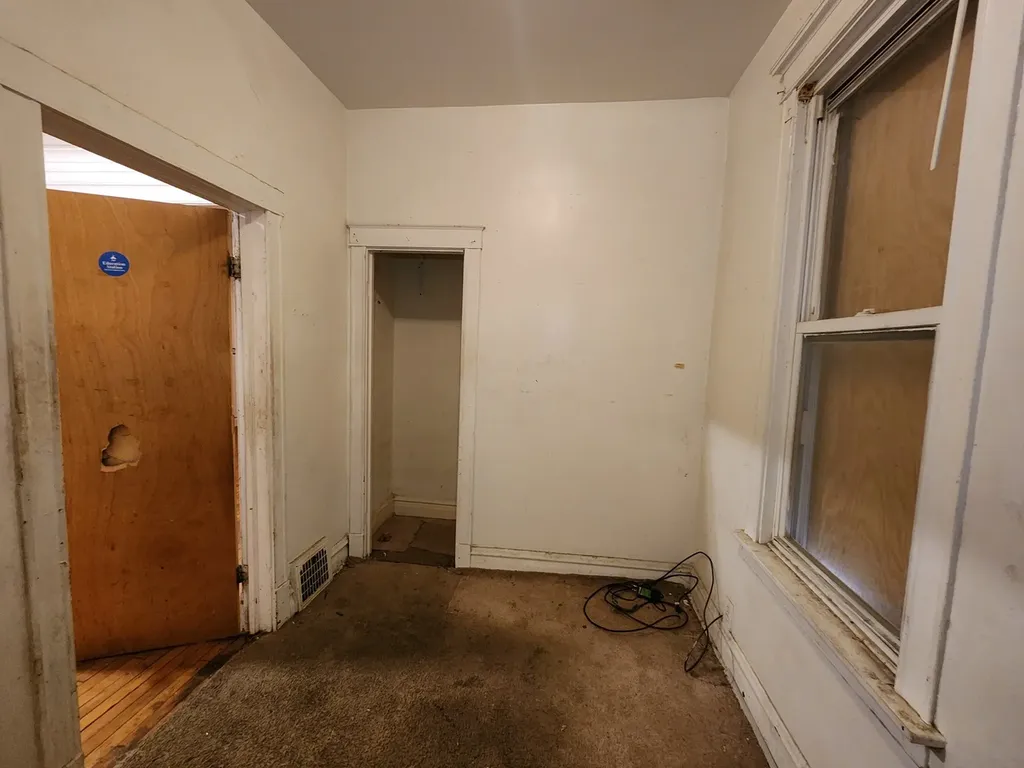 5242 South Sangamon Street Chicago IL 60609