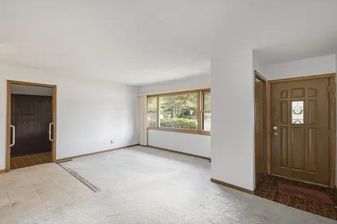 1350 63RD Place La Grange Highlands IL 60525