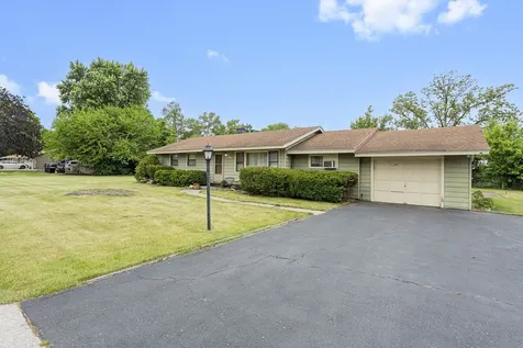 1350 63RD Place La Grange Highlands IL 60525