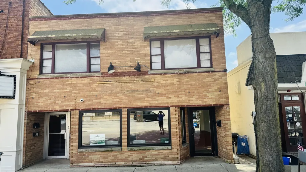 382 Lake Street Antioch IL 60002