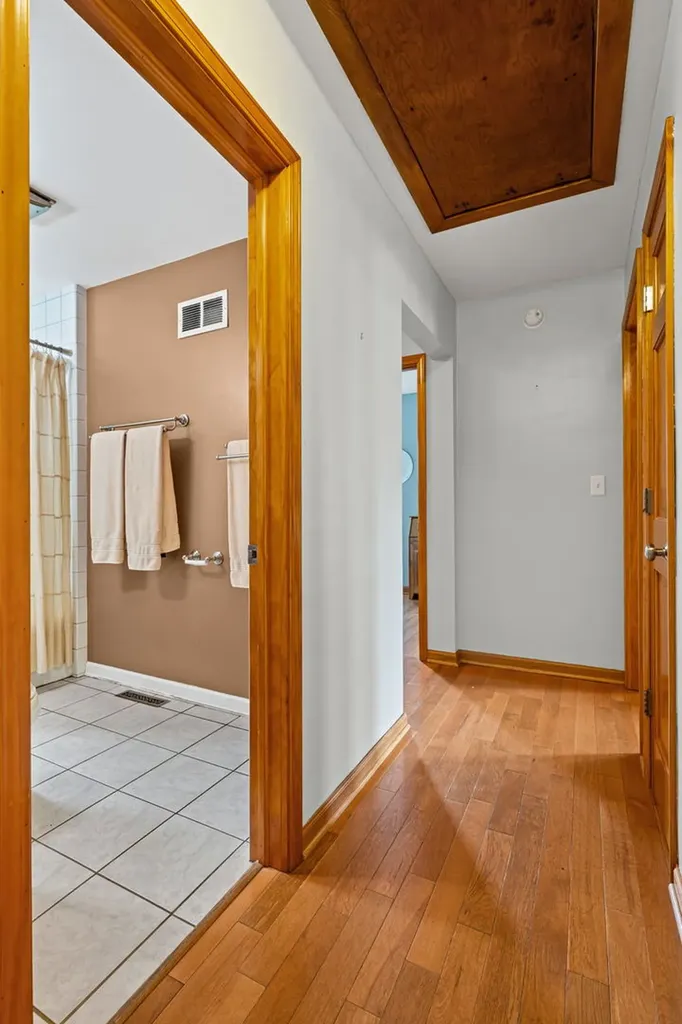 317 North Grace Street Lombard IL 60148