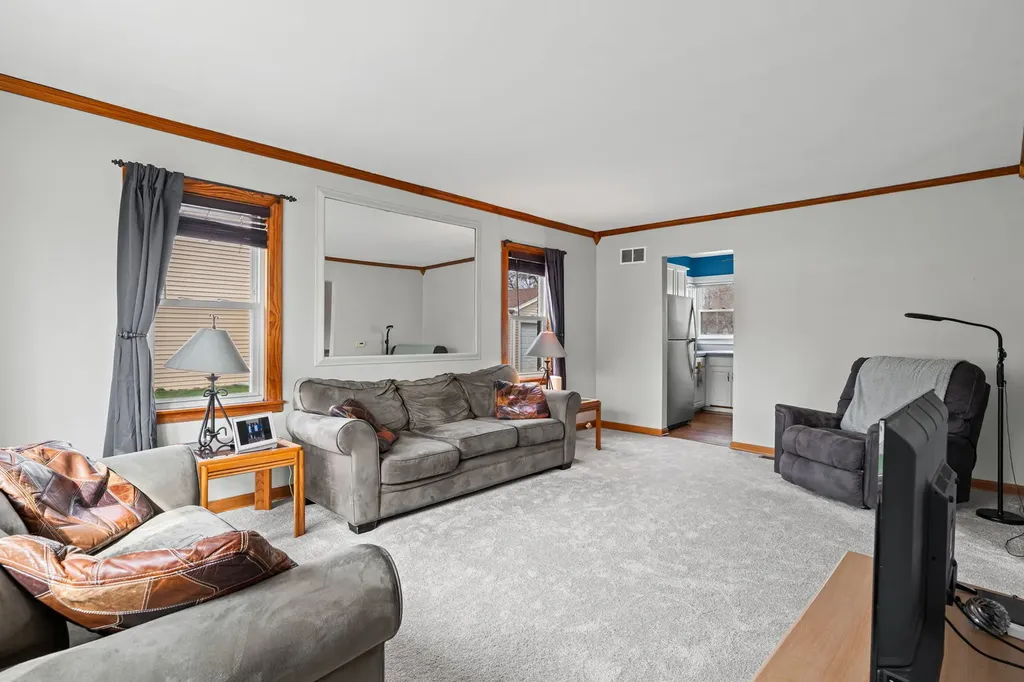 317 North Grace Street Lombard IL 60148