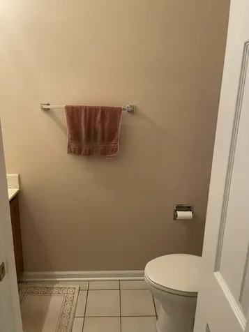 83 S Josephine Court Des Plaines IL 60016