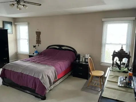 83 S Josephine Court Des Plaines IL 60016