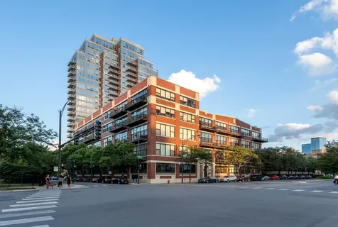1601 South Indiana Avenue Chicago IL 60616