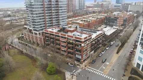 1601 South Indiana Avenue Chicago IL 60616