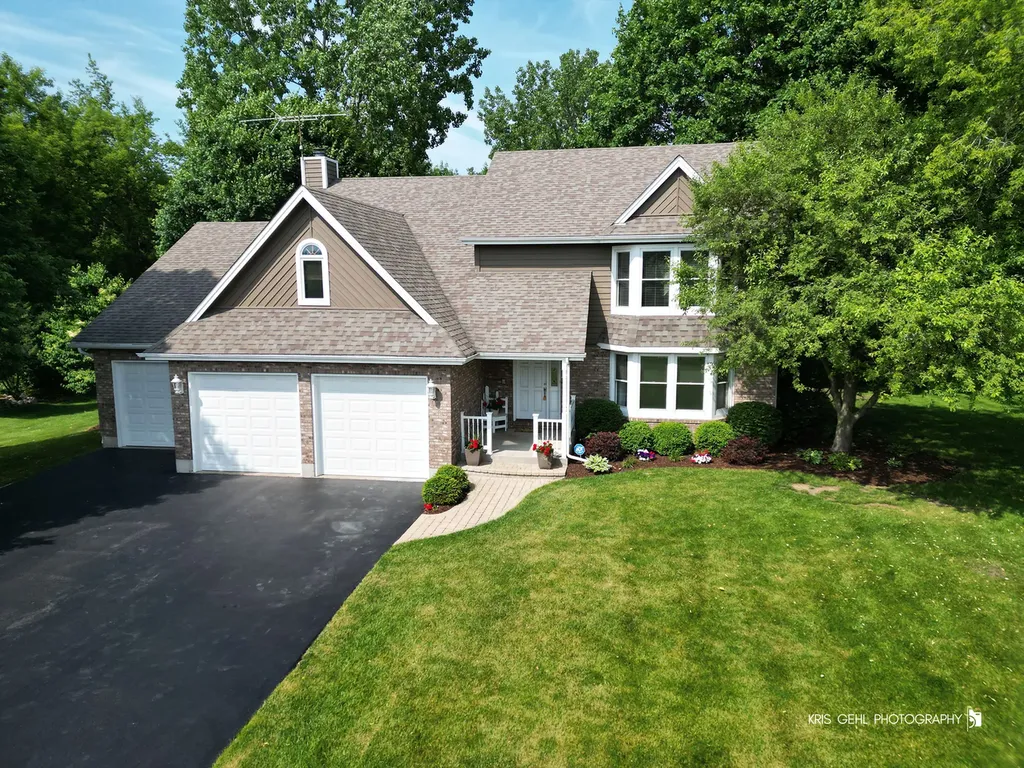 39522 North Harmony Court Wadsworth IL 60083