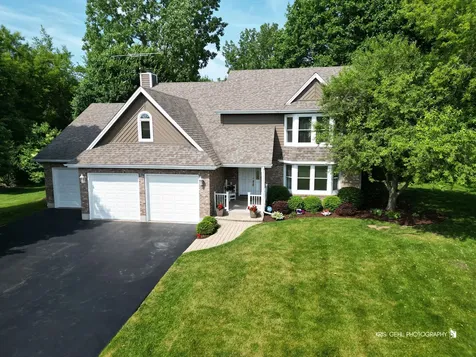 39522 North Harmony Court Wadsworth IL 60083