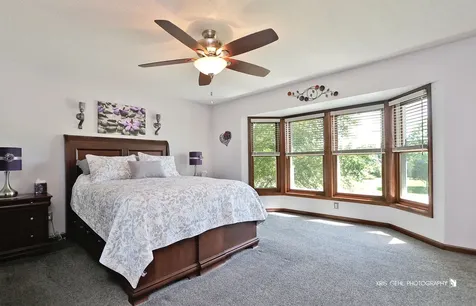 39522 North Harmony Court Wadsworth IL 60083