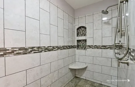 39522 North Harmony Court Wadsworth IL 60083