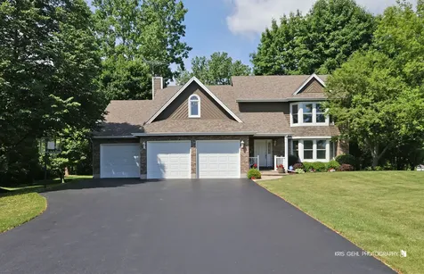 39522 North Harmony Court Wadsworth IL 60083