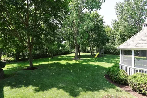39522 North Harmony Court Wadsworth IL 60083