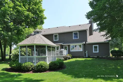 39522 North Harmony Court Wadsworth IL 60083