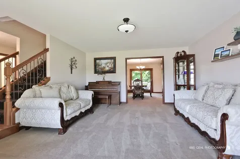 39522 North Harmony Court Wadsworth IL 60083