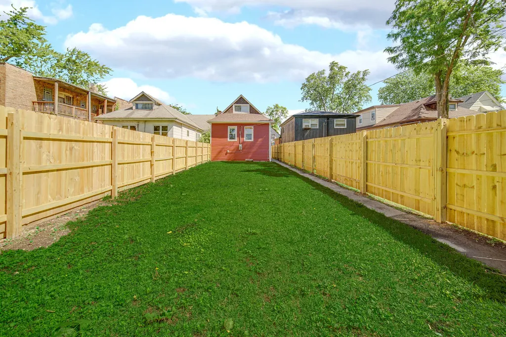 1249 West 97th Street Chicago IL 60643