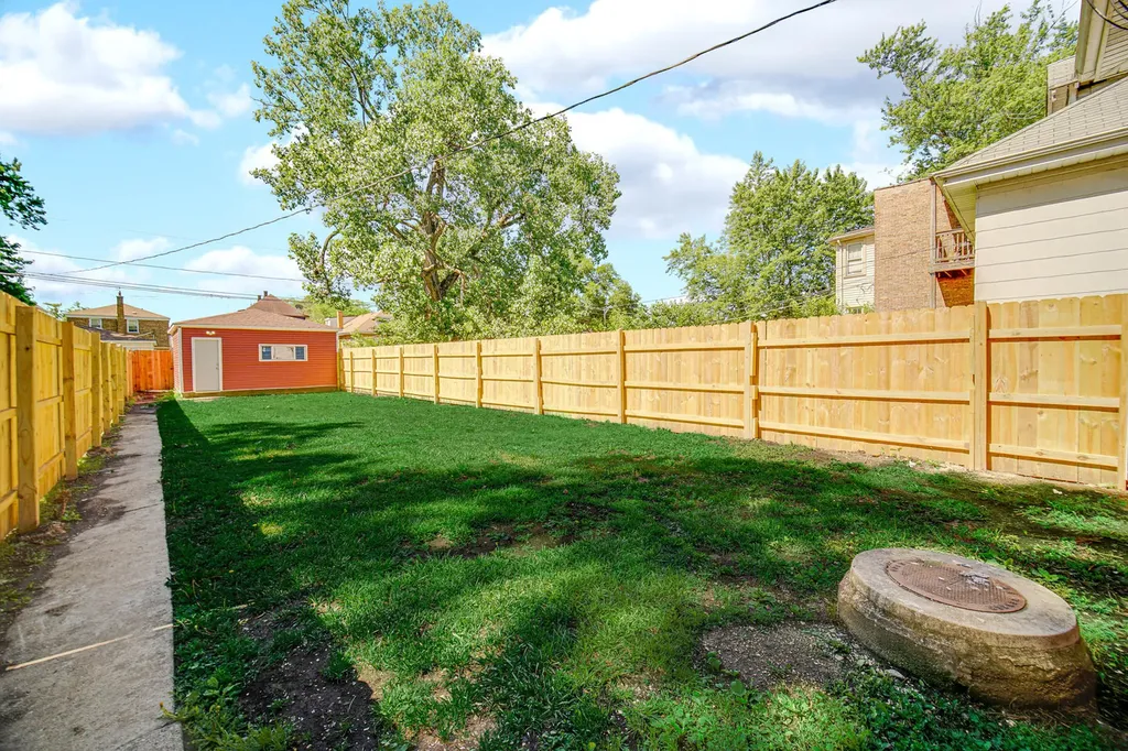 1249 West 97th Street Chicago IL 60643