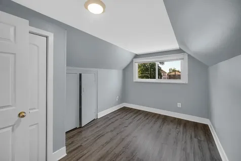 1249 West 97th Street Chicago IL 60643