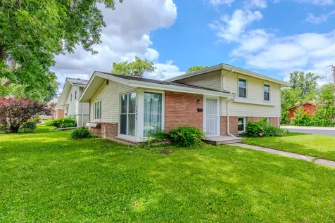 3846 169TH Street Country Club Hills IL 60478