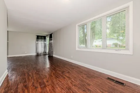 3846 169TH Street Country Club Hills IL 60478