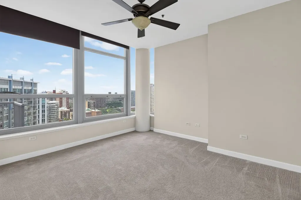 1600 South Prairie Avenue Chicago IL 60616