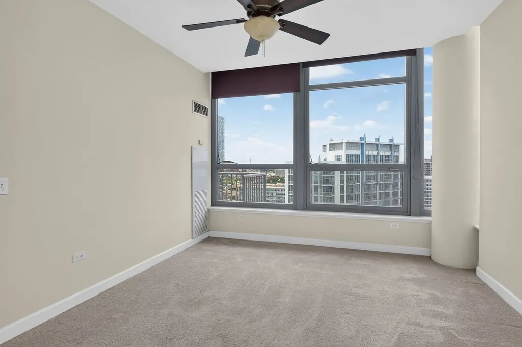 1600 South Prairie Avenue Chicago IL 60616