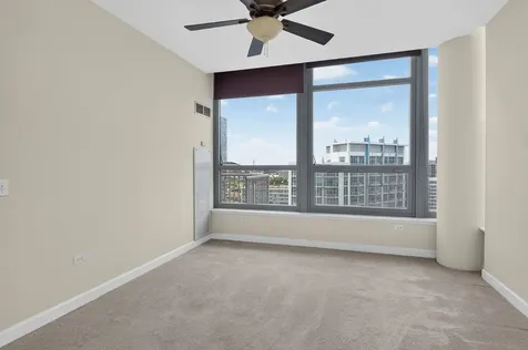 1600 South Prairie Avenue Chicago IL 60616