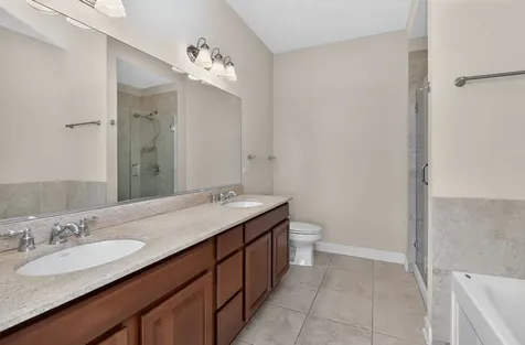 1600 South Prairie Avenue Chicago IL 60616