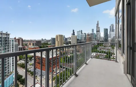 1600 South Prairie Avenue Chicago IL 60616