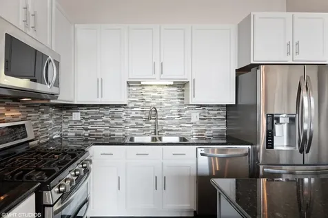 215 North Aberdeen Street Chicago IL 60607